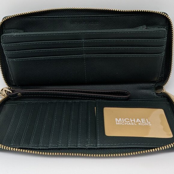 Jet Set Travel Large Continental Wristlet - forest green - Picture 2 of 3